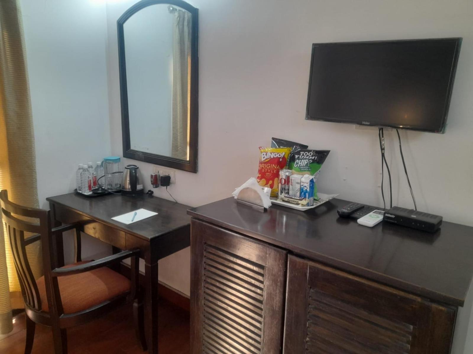 Hotel Prestige Inn Bangalore Exteriör bild